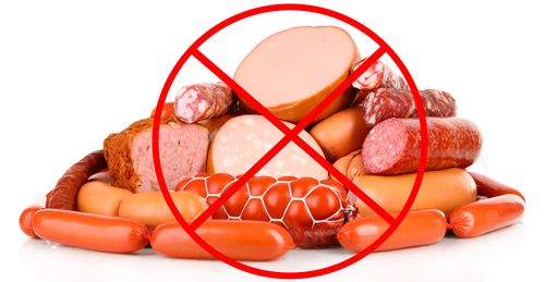 A 'no processed meat' sign.